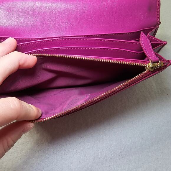 Burberry Patent Leather Heritage Grain Penrose Continental Wallet Pink - Picture 15 of 16